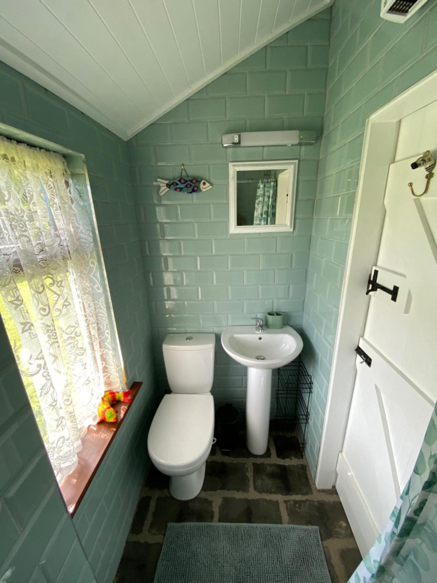 Unique Old Stone Cottage Killarney Dış mekan fotoğraf